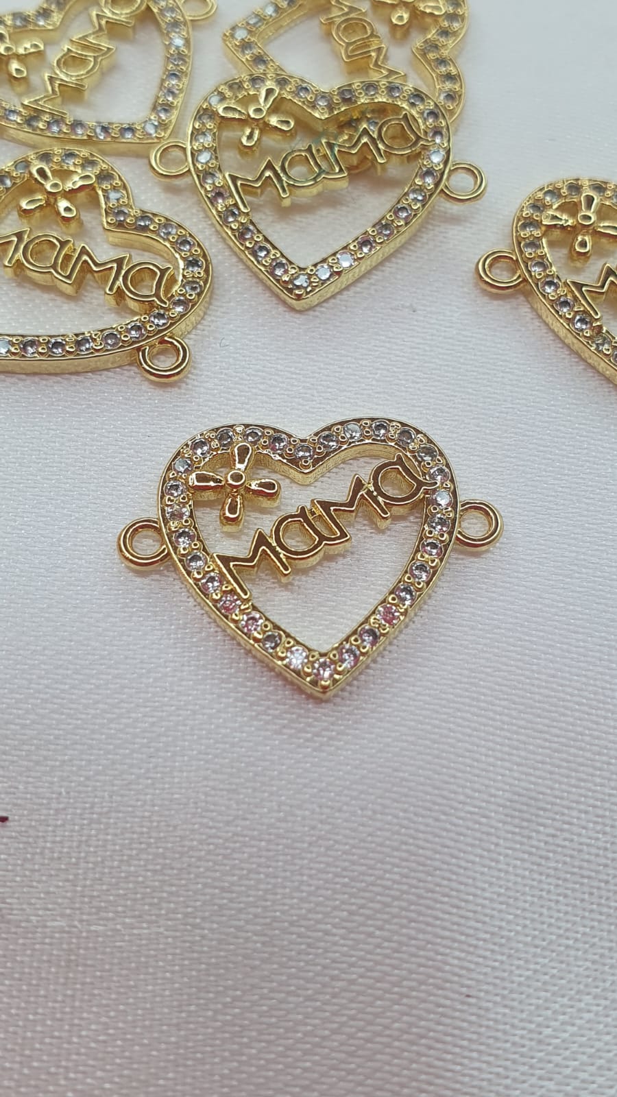 Conector corazón mamá con circones