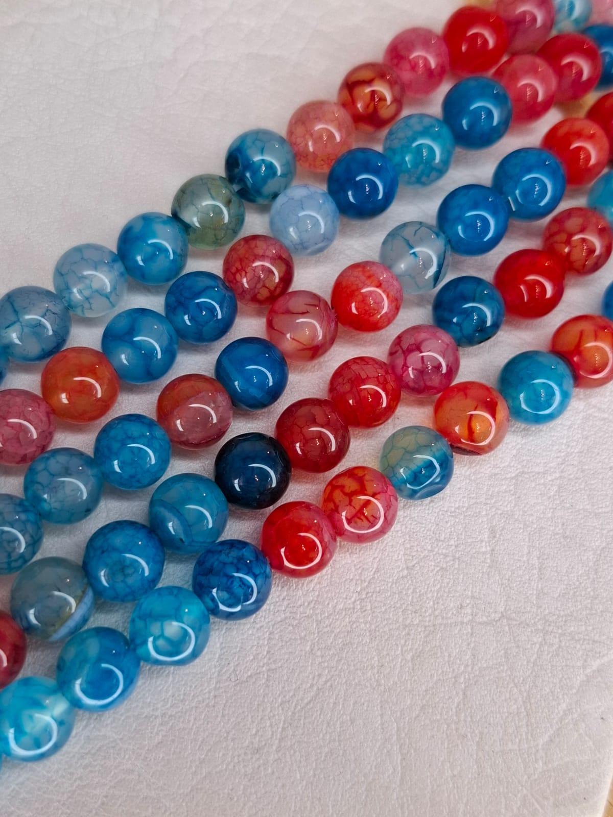 Ágata tricolor