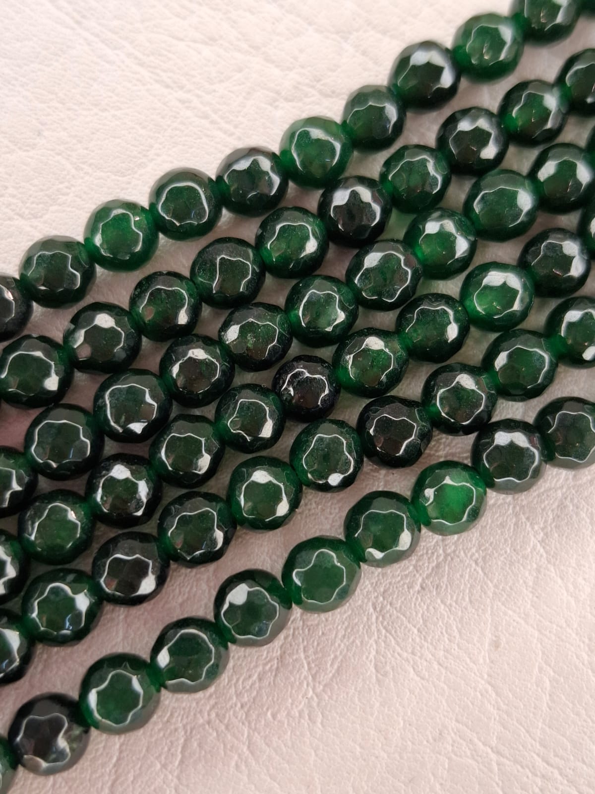 Ágata verde facetada